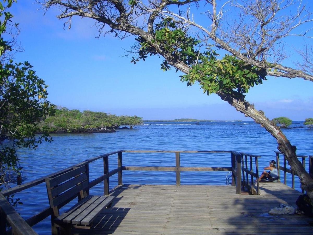 Apartahotel Casa Soleil Puerto Villamil Bagian luar foto