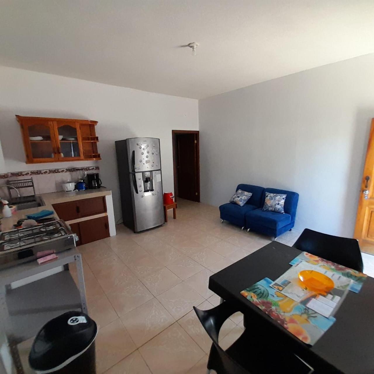 Apartahotel Casa Soleil Puerto Villamil Ruang foto